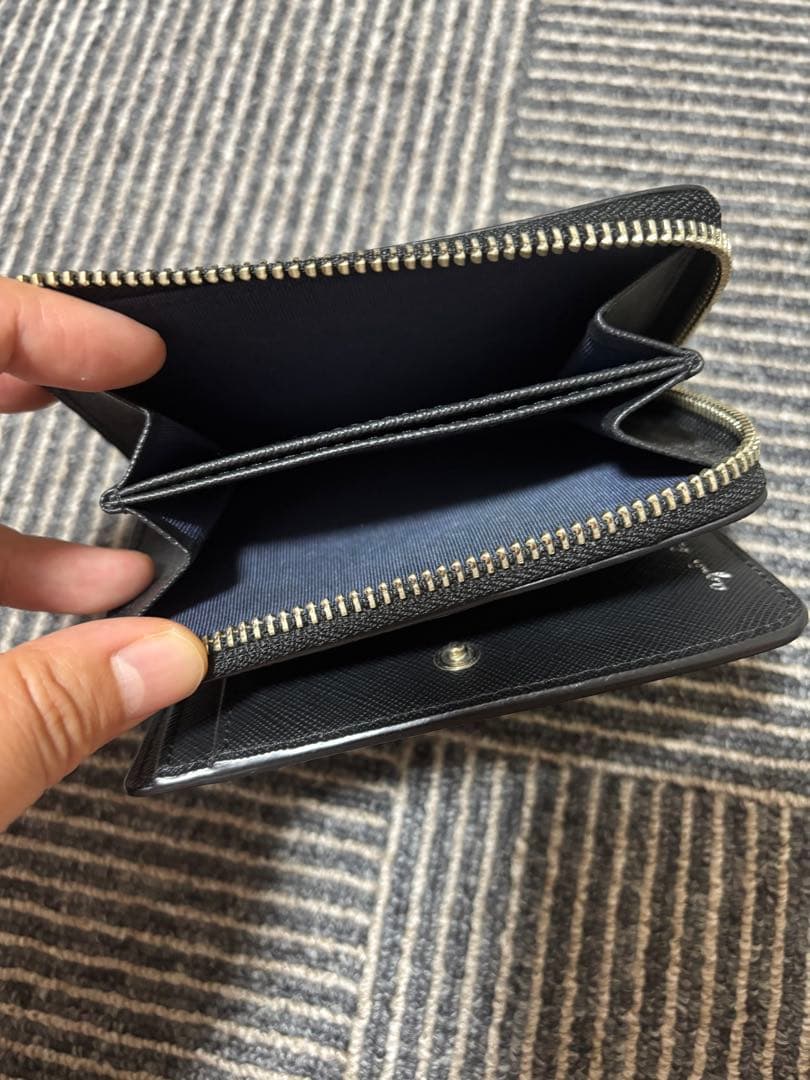 【値下げ】アニエスベー　二つ折り財布