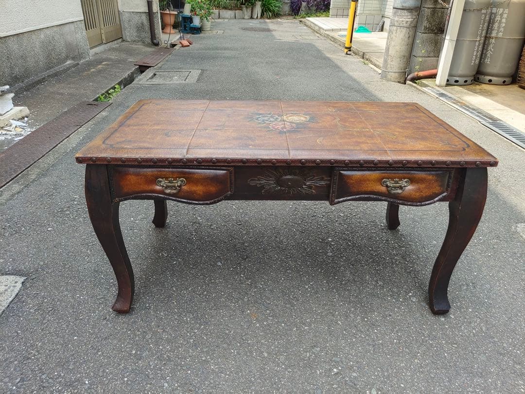 時代家具　猫脚デスク　両面引き出　飾台　西洋っぽい　コーヒーテーブル　店舗什器