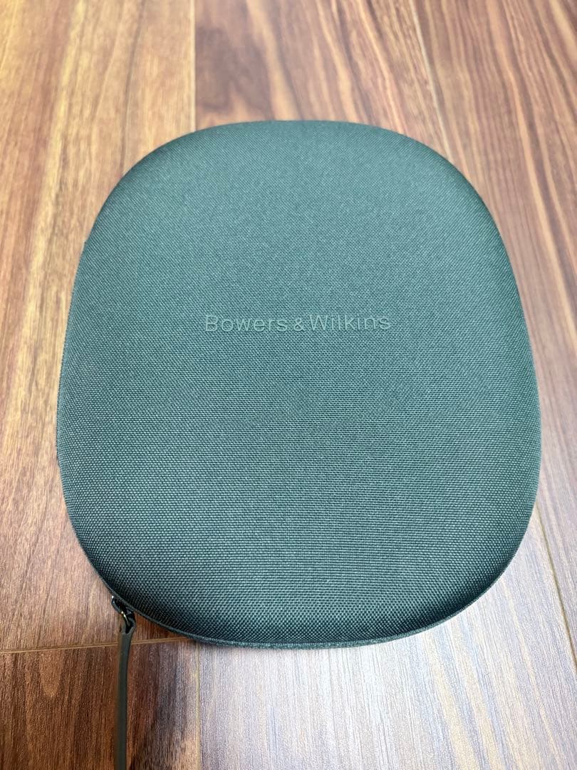 Bowers & Wilkins ワイヤレスヘッドホン px8