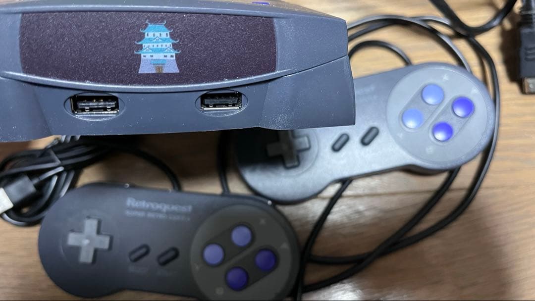 レトロクエスト　エミュレーター　電源プラグ無し　コントローラー2個セット