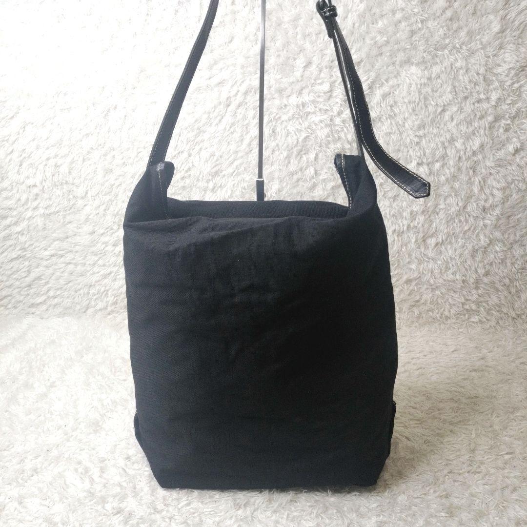 ヴィヴィアンウエストウッド　ショルダーバッグ　トートバッグ　キャンバス　オーヴ