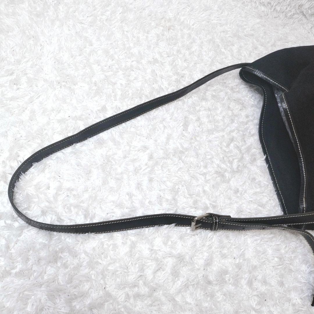 ヴィヴィアンウエストウッド　ショルダーバッグ　トートバッグ　キャンバス　オーヴ