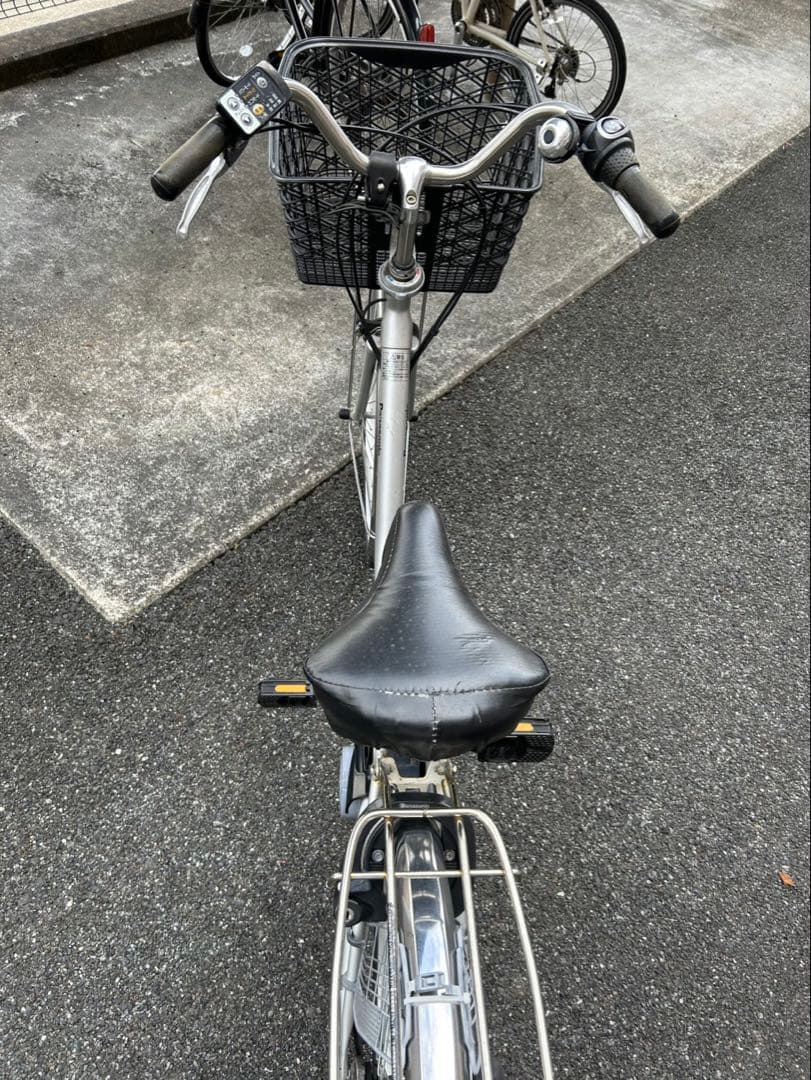 シティタイプ自転車 シルバー 前バスケット付き