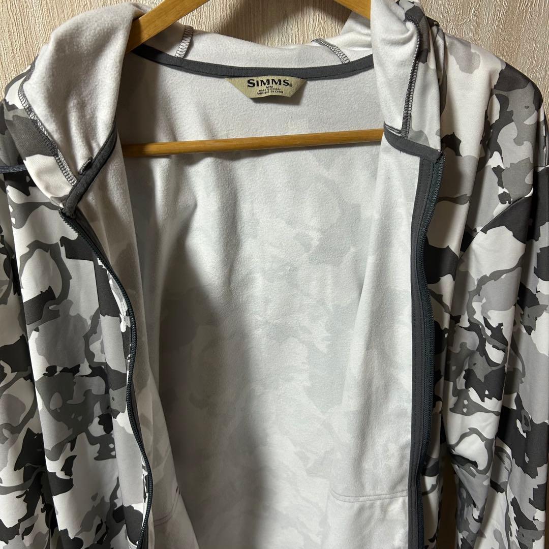 ☆*☆様 美品　SIMMS シムス　フルジップ　フーディ　カモ　US Mサイズ