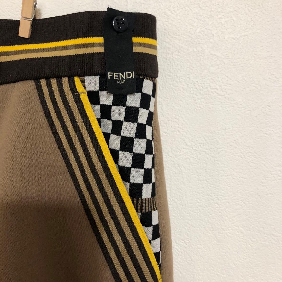 FENDI スラックス トラウザーズ ブラウン ダークブラウン イエロー50
