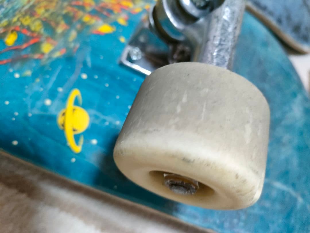 スケボー コンプリート 2本セット／デッキ・トラック・ウィール付（現状）