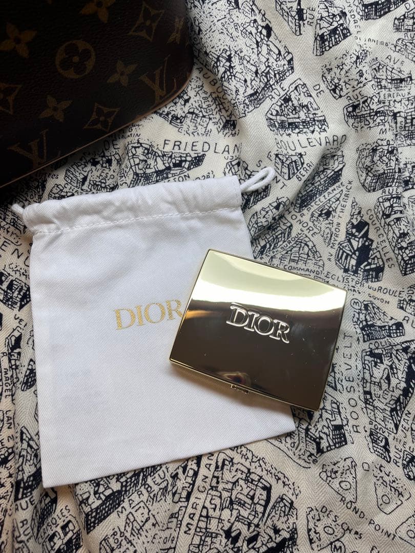 Dior ディオールショウサンククルール 912 プラムパレード