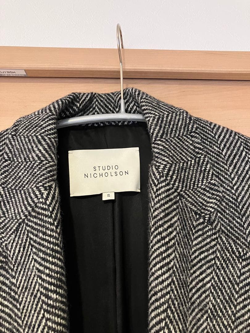 STUDIO NICHOLSON ヘリンボーンチェスターコート S 早い者勝ち‼️