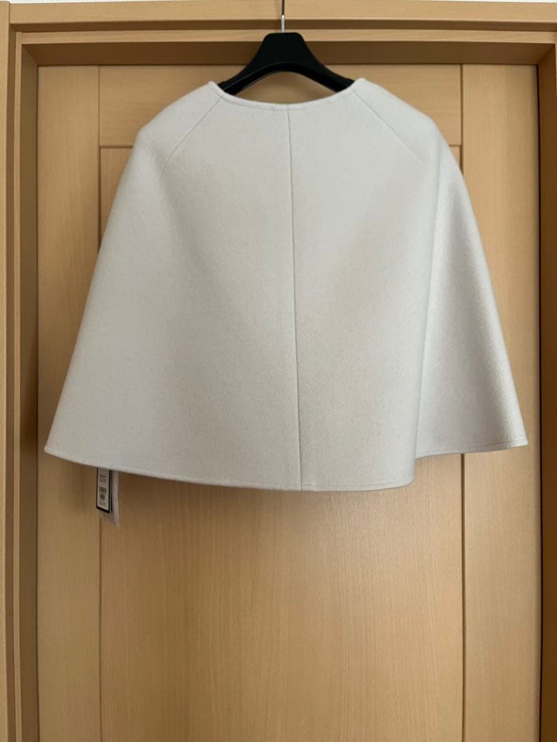 週末限定価格♡未使用品♡Reneルネ2025AW新作♡ケープジャケット ベージュ