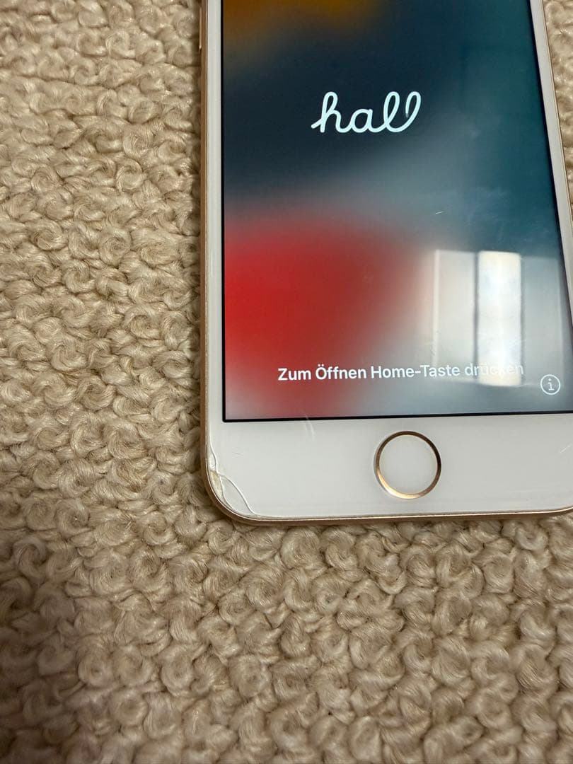 Apple iPhone 8 ゴールド 本体　SIMフリー　シャッター音消去可