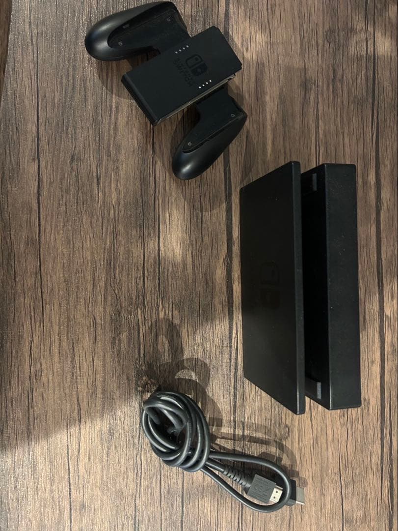 Nintendo Switch 本体 赤と青