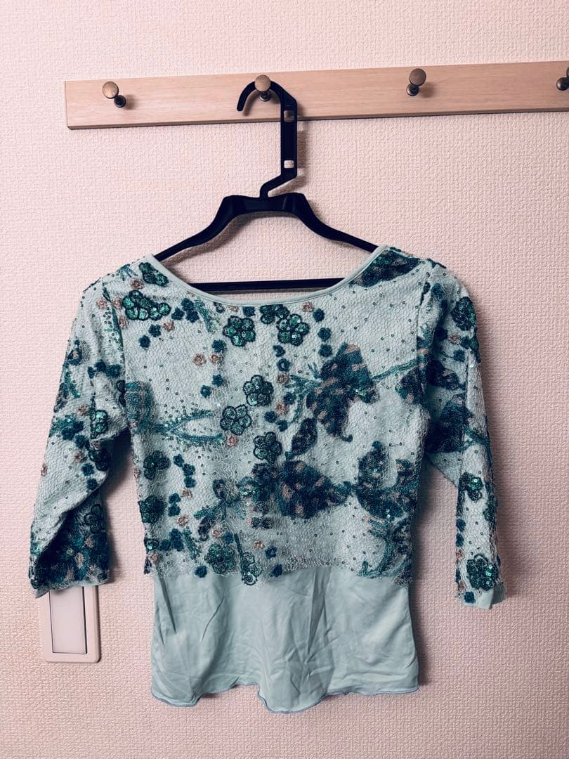 社交ダンス　薄い水色 フリル付き スカートとトップス セット　Lサイズ