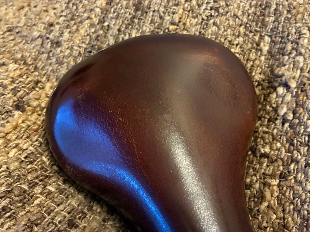 Gilles BERTHOUD ジルベルソー サドル