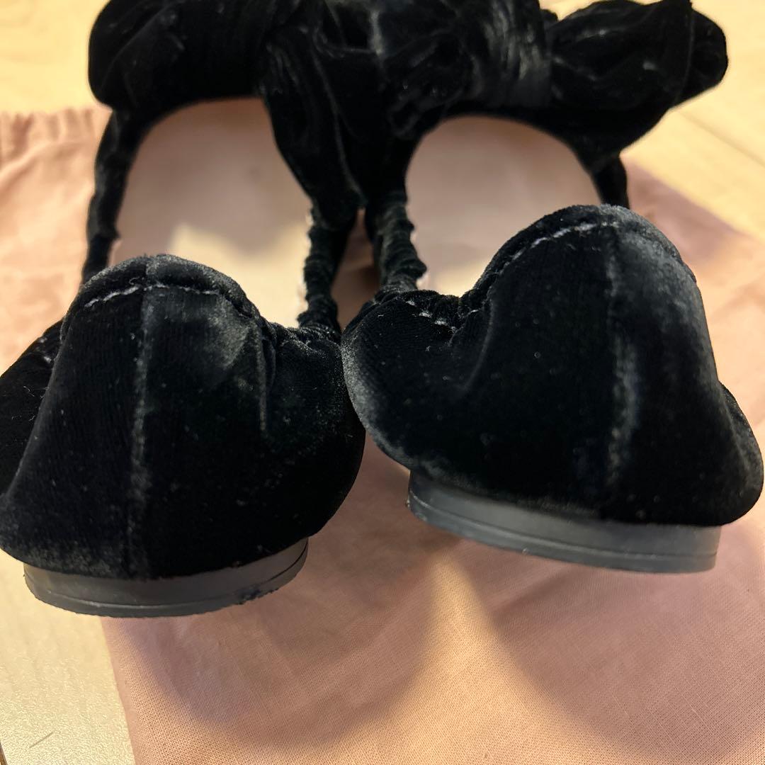 miumiu バレエシューズ
