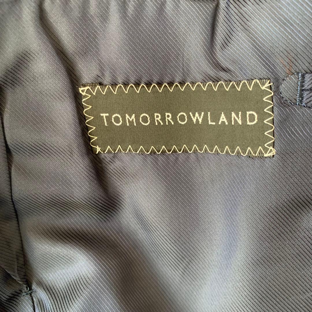 TOMORROWLAND スーツ