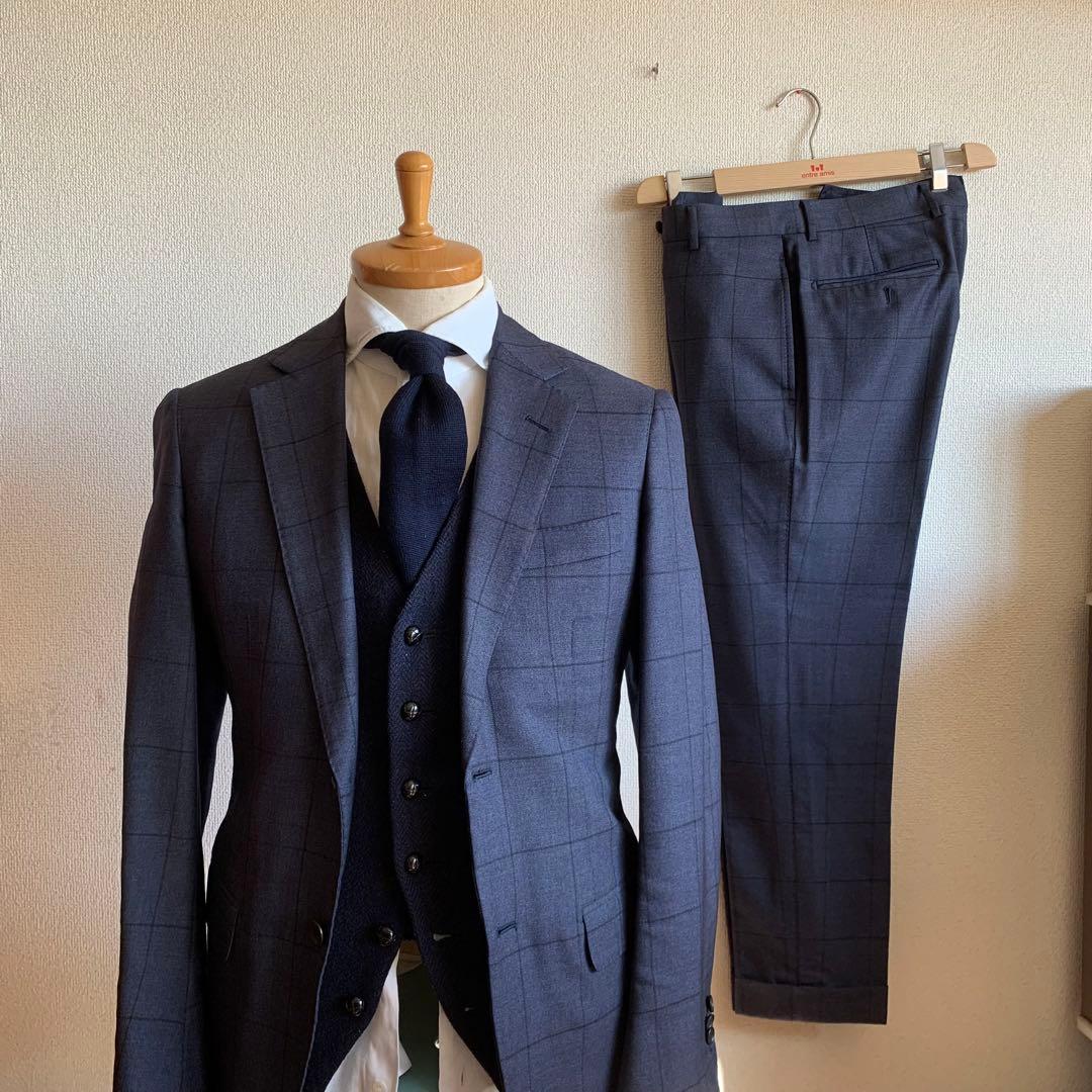 TOMORROWLAND スーツ