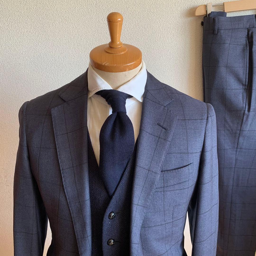 TOMORROWLAND スーツ