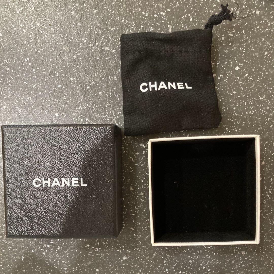 最終価格 CHANEL CCロゴピアス シルバー