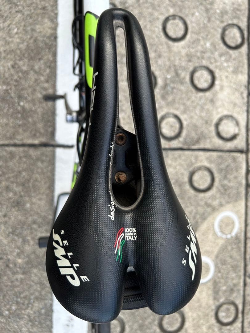 お値下げ【取引3月まで】直接引き取りのみ　CANNONDALE CAAD8➕他