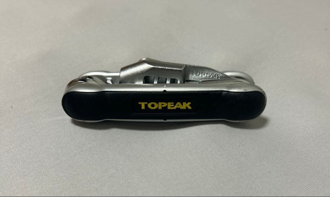 お値下げ【取引3月まで】直接引き取りのみ　CANNONDALE CAAD8➕他