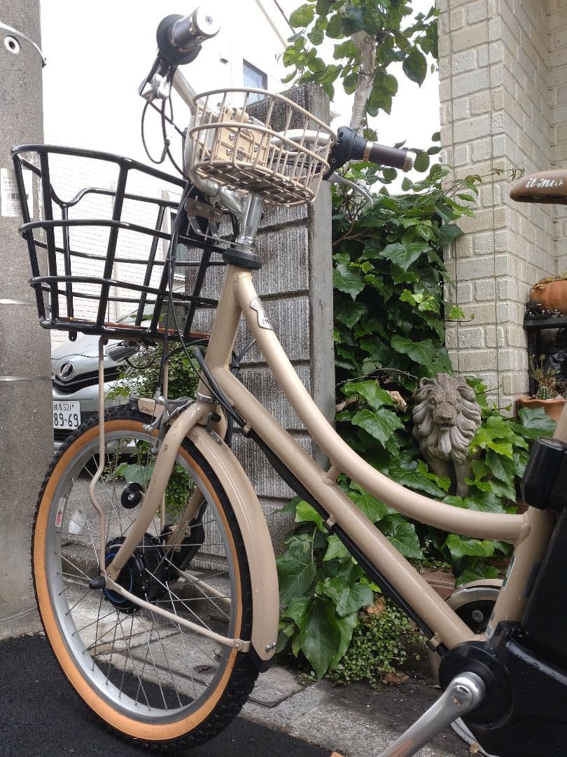 カスタム★配送可★直接引渡可【限定車イルミオILMIO】電動アシスト自転車コンビ