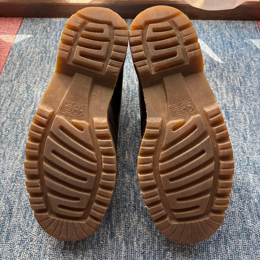 Dr. Martens ブラック チャッカブーツ