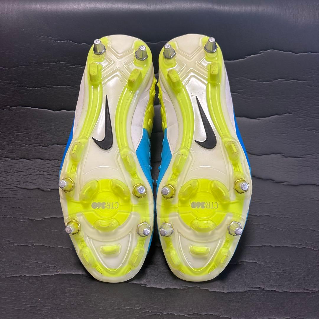 Nike サッカースパイクSG