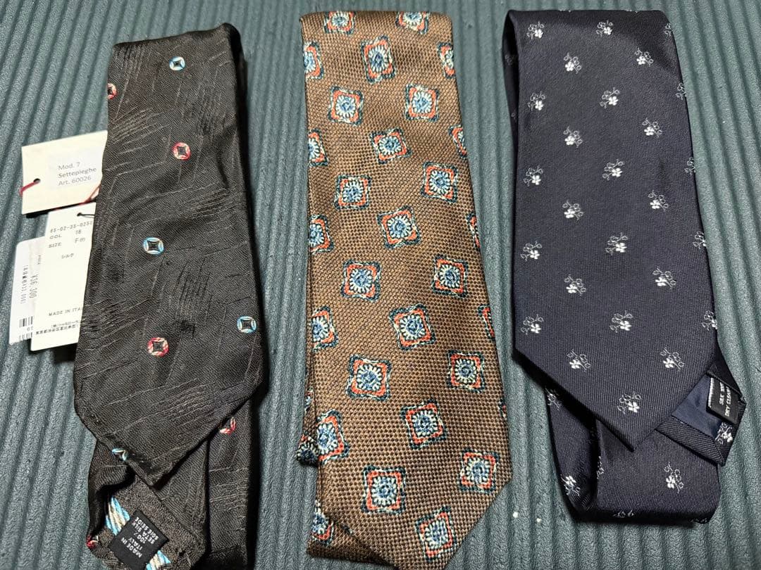 ネクタイ 3本セット（Tomorrowland、Alteaなど）