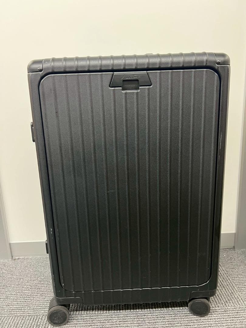 リベティ多機能キャリーケース【マットブラックМサイズ】A8