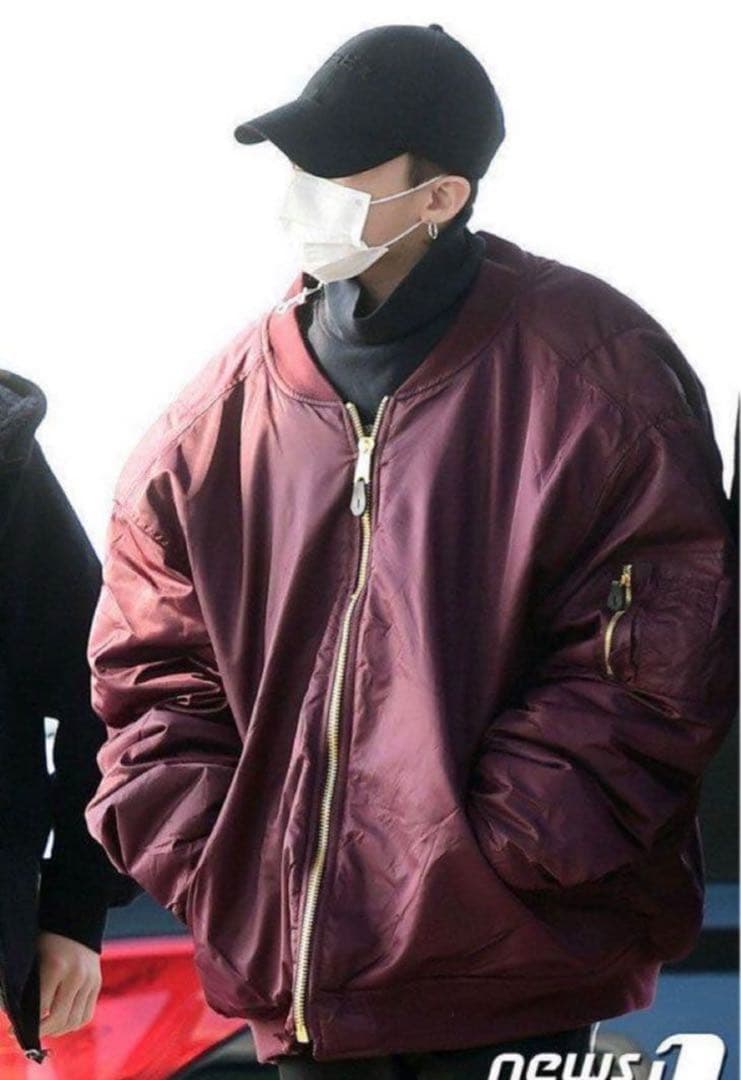 vetements 再構築　ma-1 ボンバー　ヴェトモン　デムナ期　初期