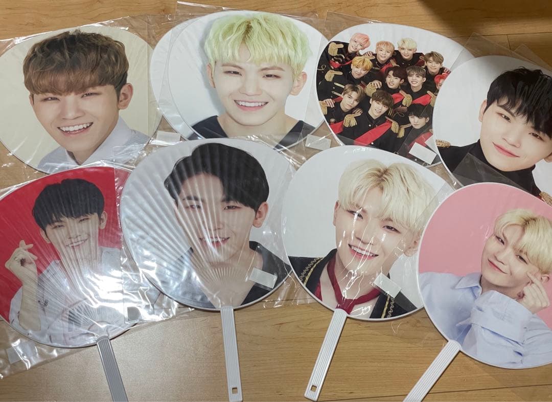SEVENTEEN 세븐틴 ウジ うじ woozi 우지 歴代グッズ うちわ