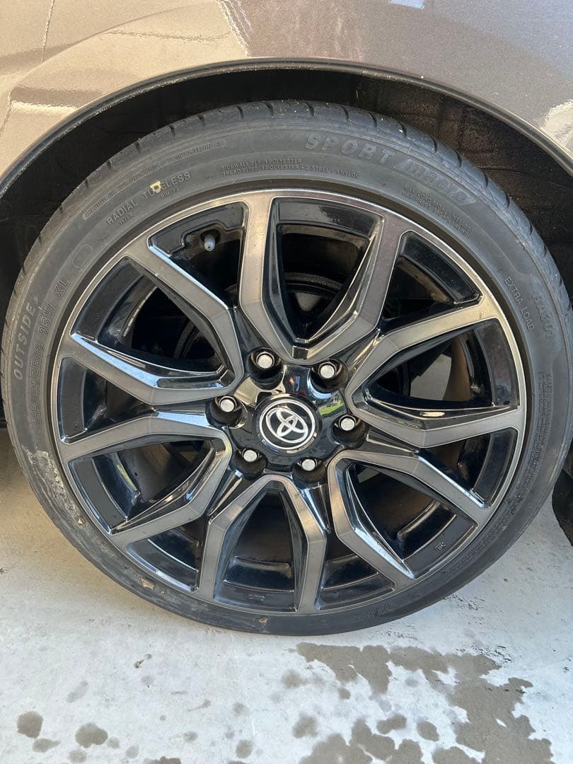 ハイラックス GR ホイール 18インチ