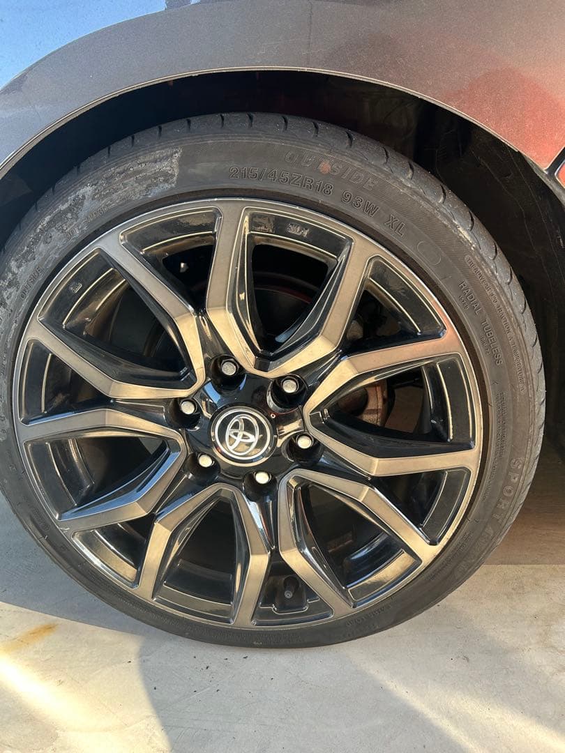 ハイラックス GR ホイール 18インチ