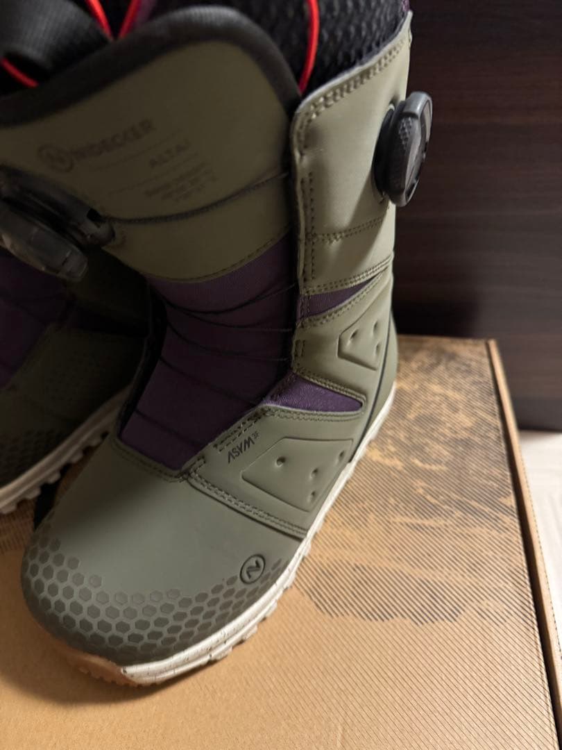 ナイデッカー　アルタイ　NIDECKER ALTAI 25.0