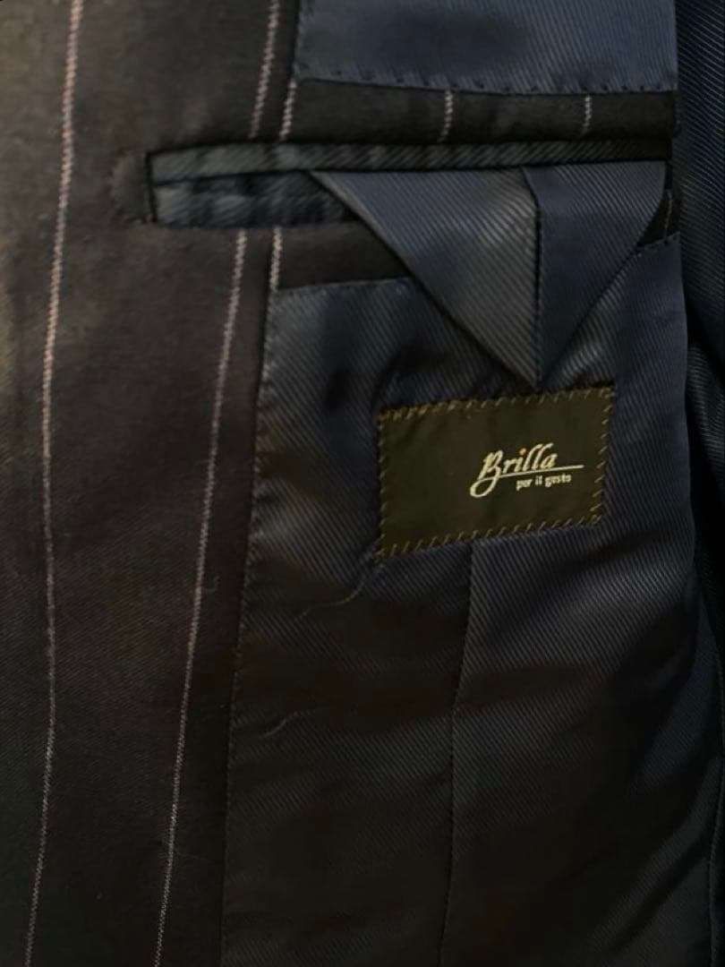 【美品】Brilla ダブルブレスト スーツ ネイビー　ストライプ　48