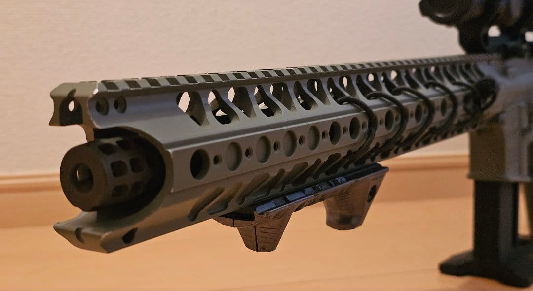 クリスマス値下げ　東京マルイ　次世代ベース　WAR SPORT LVOAカスタム