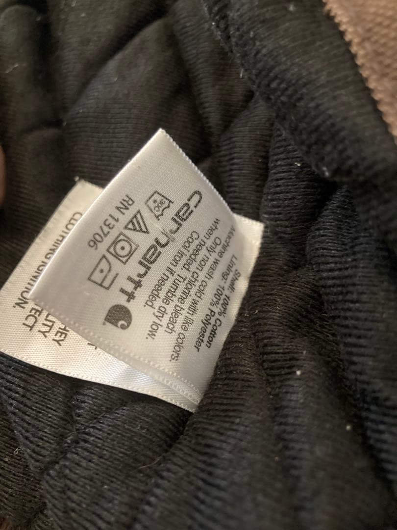 carharttカーハート アクティブジャケット　キッズM（10歳〜12歳）