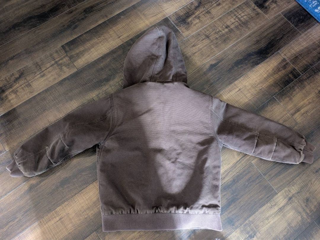 carharttカーハート アクティブジャケット　キッズM（10歳〜12歳）