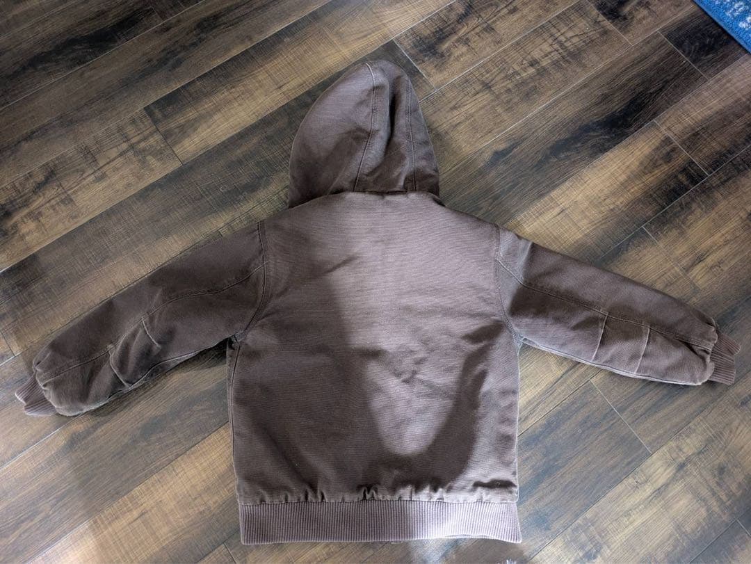 carharttカーハート アクティブジャケット　キッズM（10歳〜12歳）