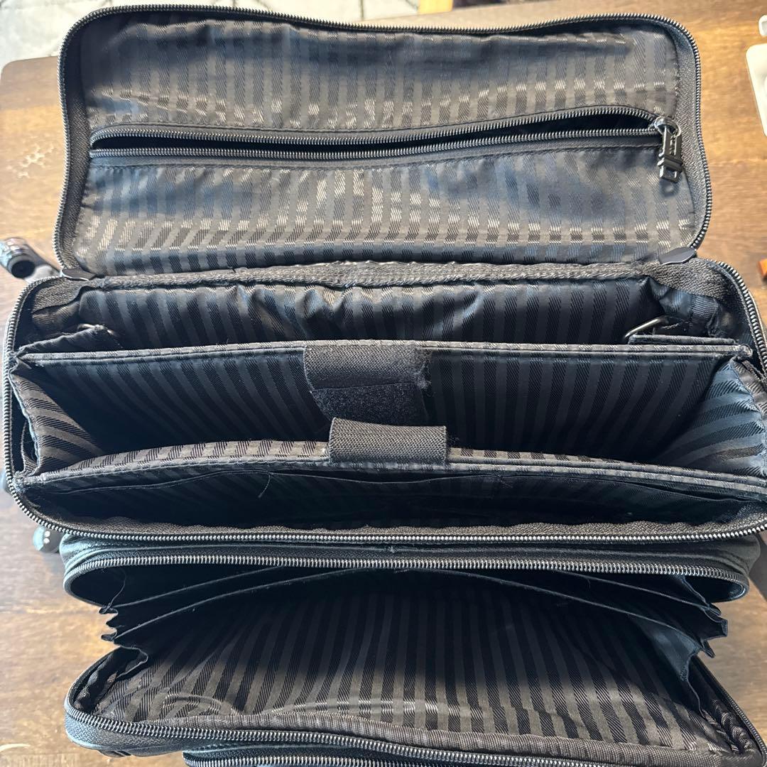 トゥミ　TUMI オールレザー　リュック