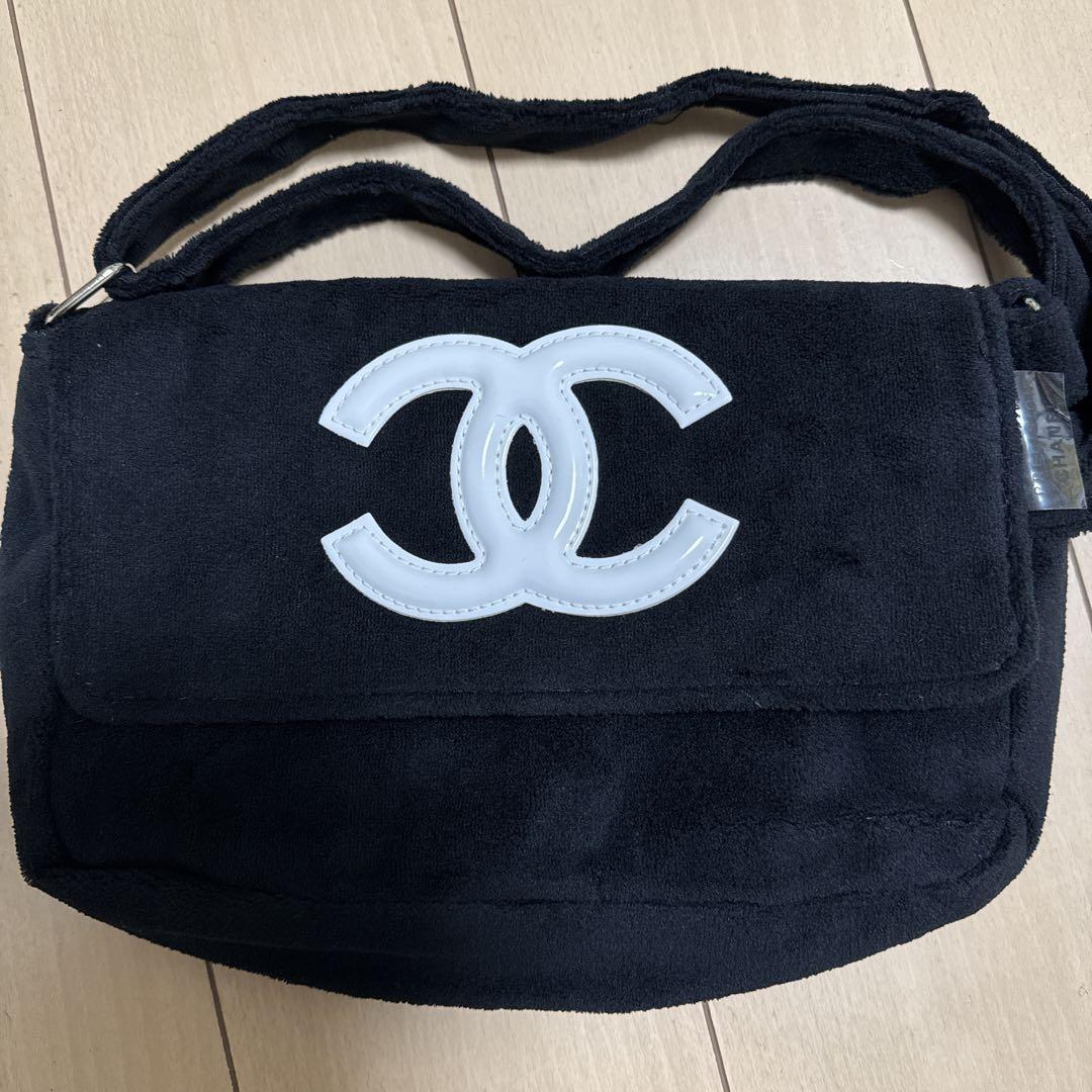 シャネル ノベルティ　ショルダーバッグ ハンドバッグ 白　【未使用】