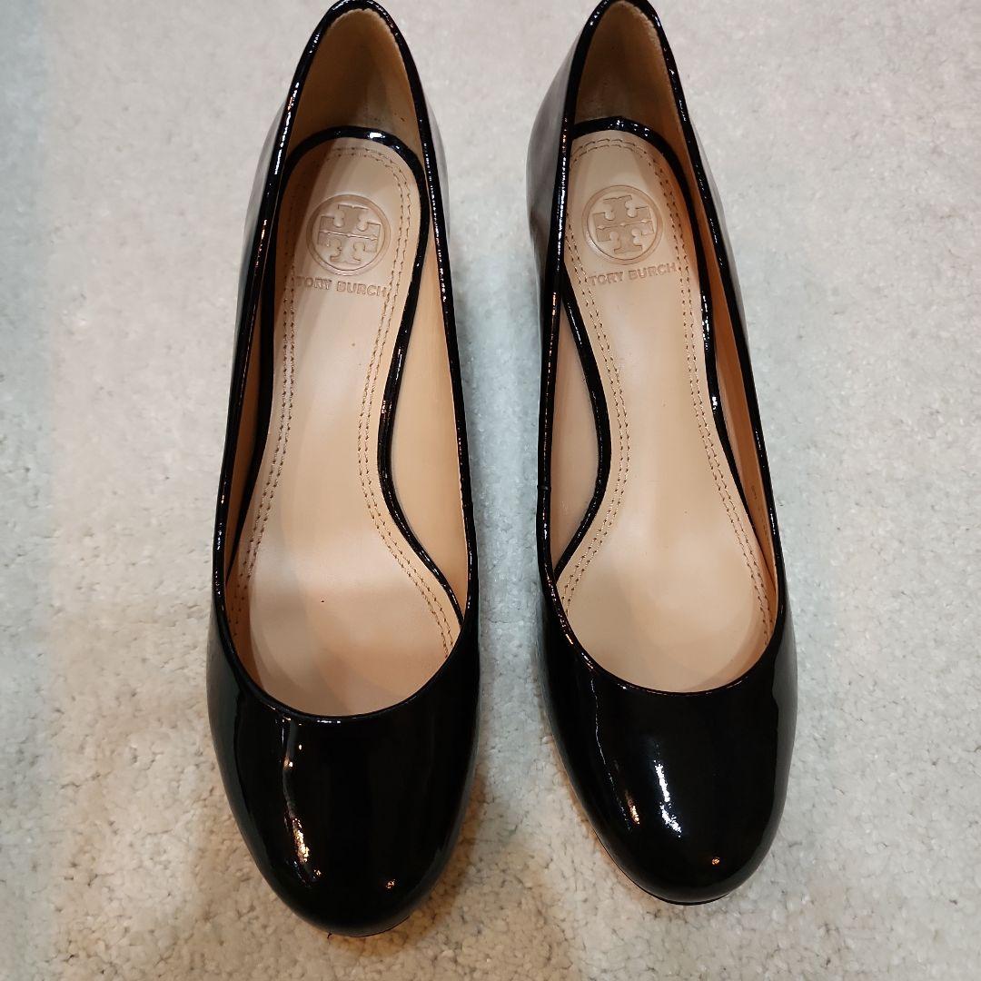 新品未使用試着のみ:Tory Burch ブラック フラットシューズ 箱付き