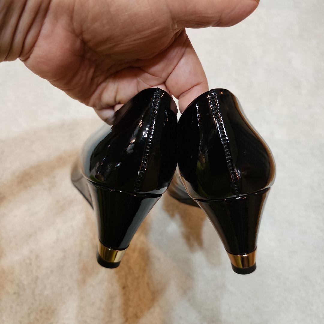 新品未使用試着のみ:Tory Burch ブラック フラットシューズ 箱付き