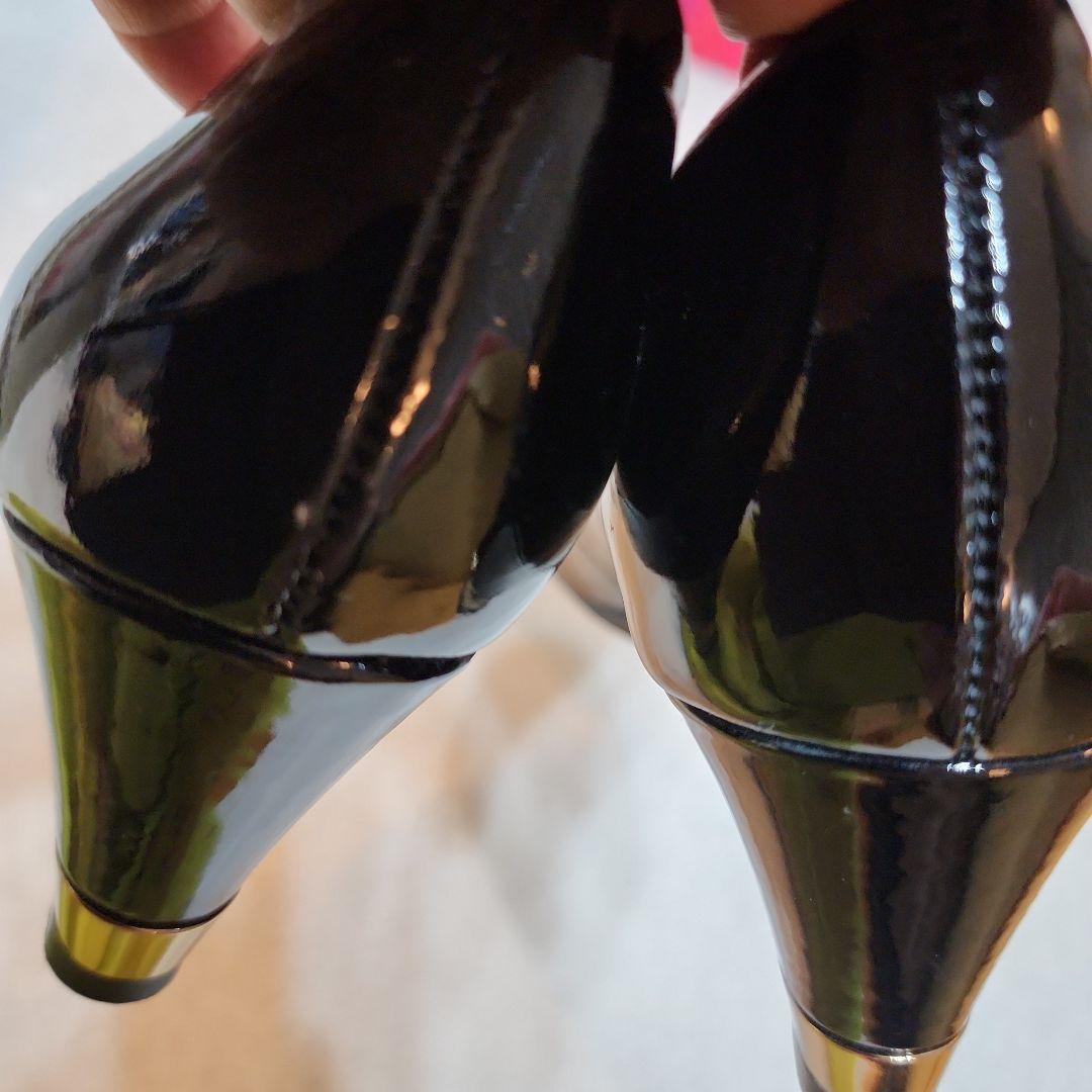 新品未使用試着のみ:Tory Burch ブラック フラットシューズ 箱付き