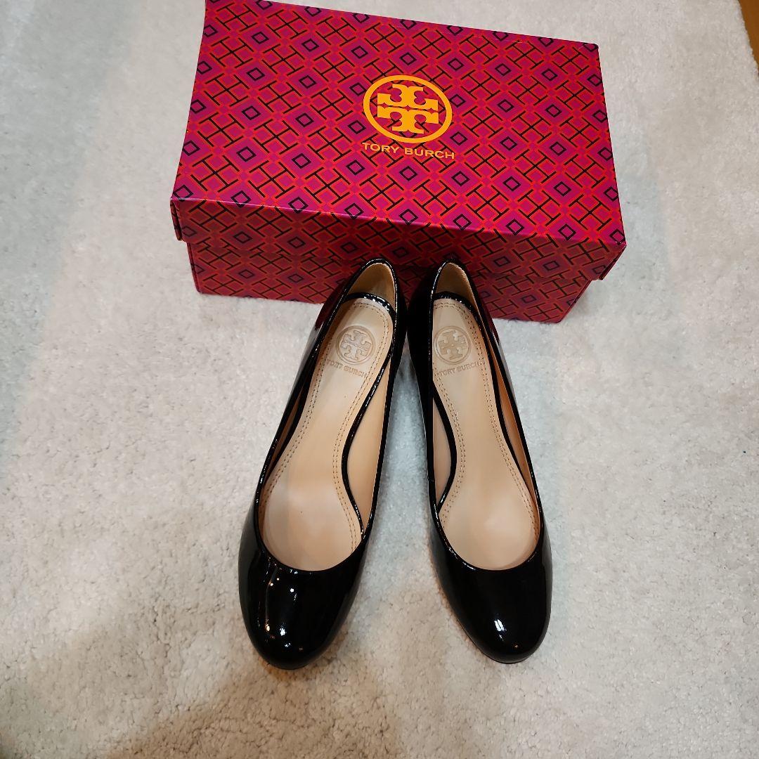 新品未使用試着のみ:Tory Burch ブラック フラットシューズ 箱付き