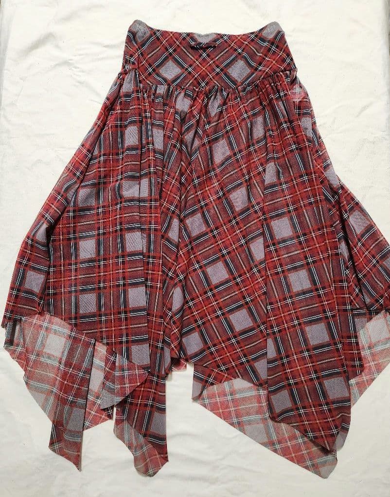 ジャンポール・ゴルチェアシンメトリースカート チェック柄　ペチコート付き