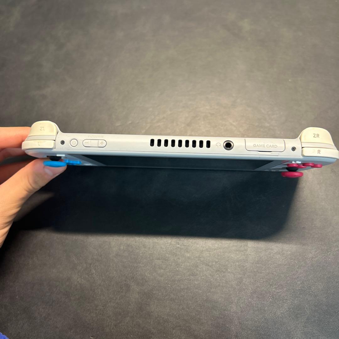 Switchライト 剣盾バージョン