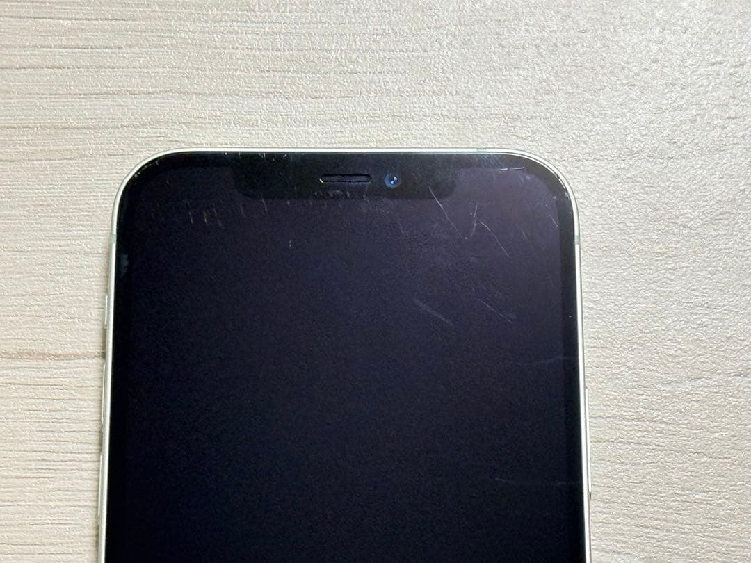 L*y様 iPhone12 カメラ割れジャンク品