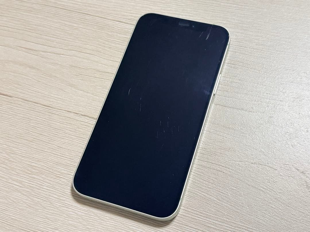 L*y様 iPhone12 カメラ割れジャンク品