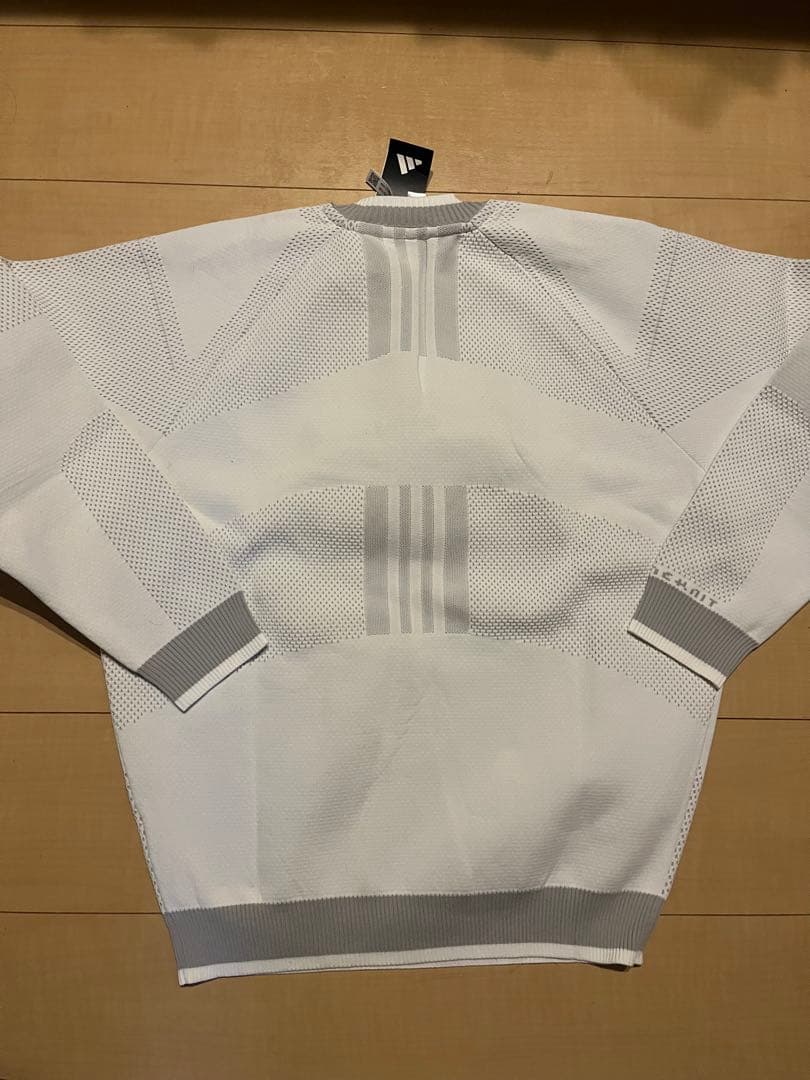 新品　アディダス　ゴルフ　長袖セーター　フレアースカート　　セットアップ　M